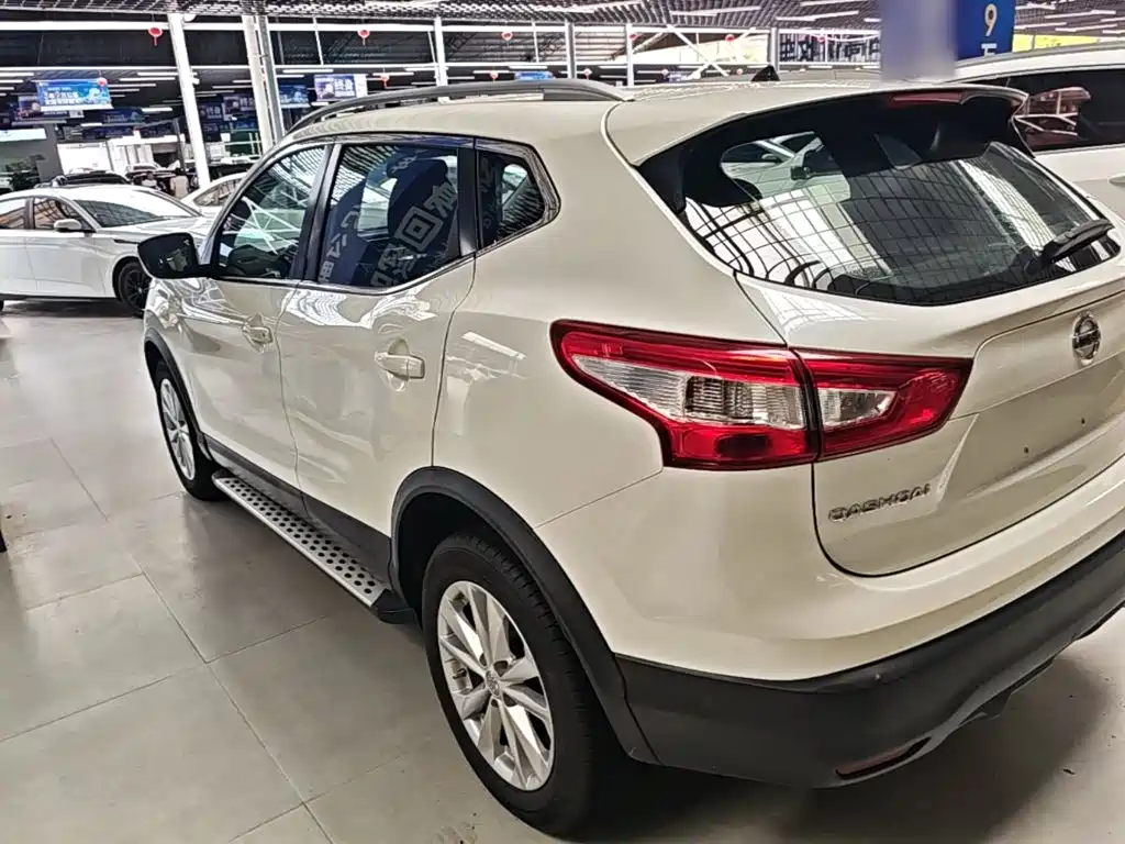 Qashqai 2017 2.0L CVT Elite Edition National V купить на сайте DeffCars