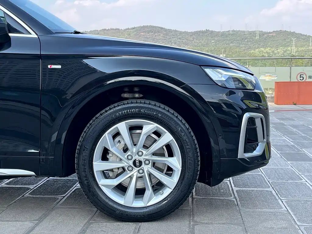 Audi Q5L 2022 40T luxury and dynamic model купить на сайте DeffCars