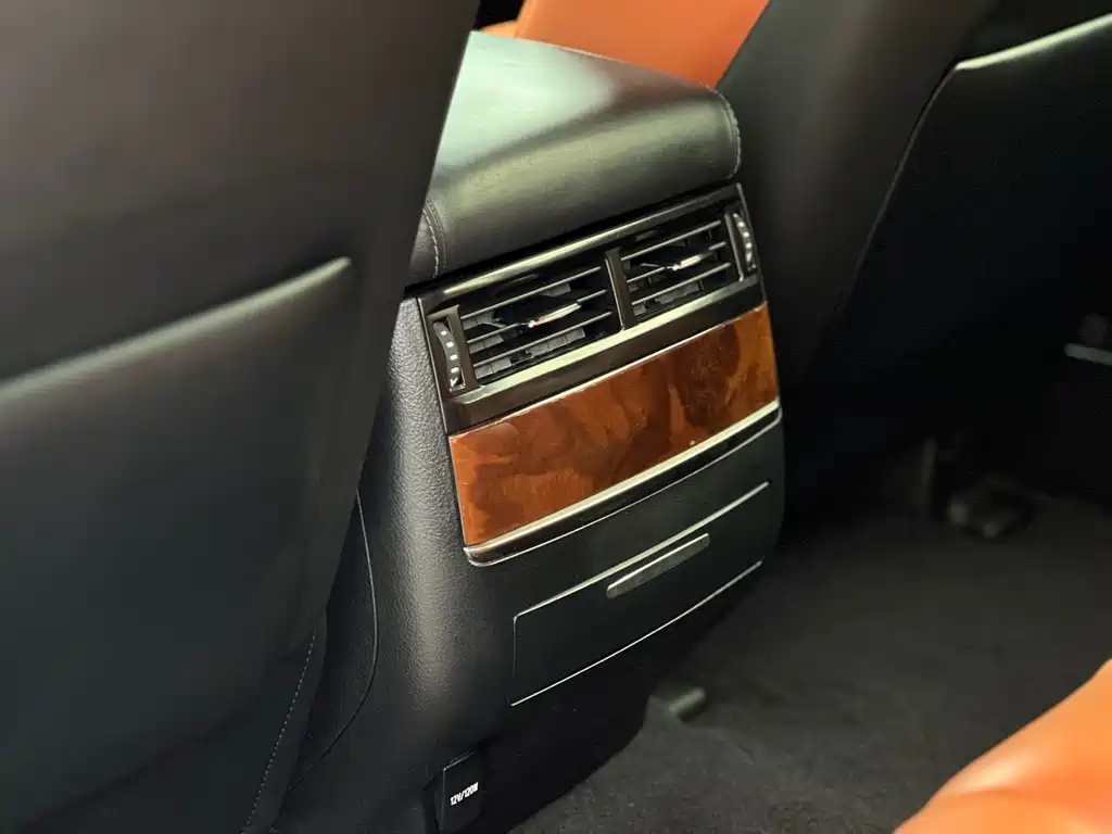 Lexus LX 2017 570 Premium Deluxe Edition купить на сайте DeffCars