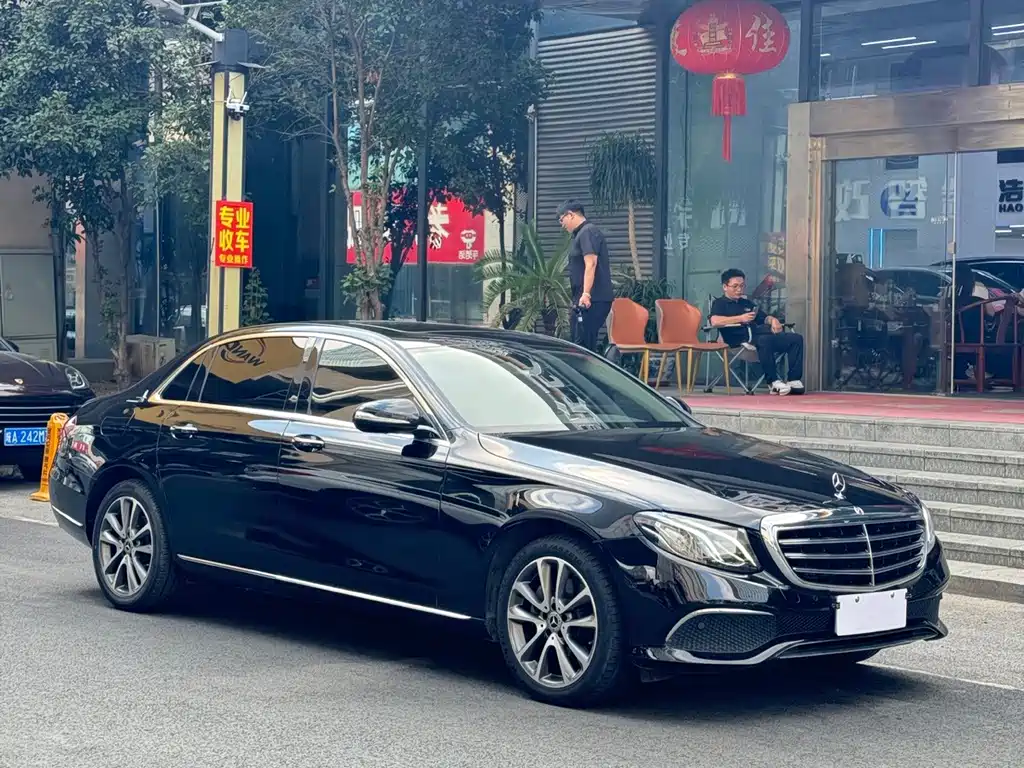 Mercedes-Benz E-Class 2018 E 200 L купить на сайте DeffCars