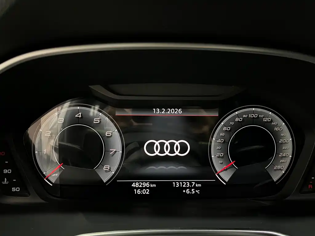 Audi Q3 2022 35 TFSI Fashionable and Dynamic купить на сайте DeffCars
