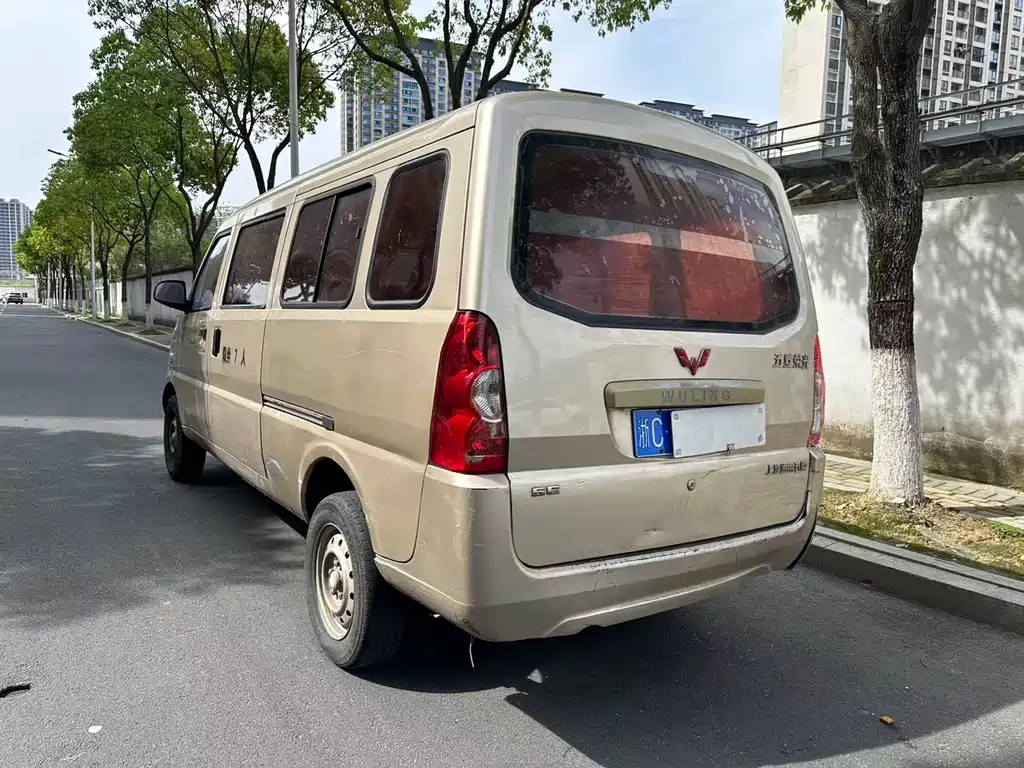 Wuling Rongguang 2017 1.5L extended basic model купить на сайте DeffCars
