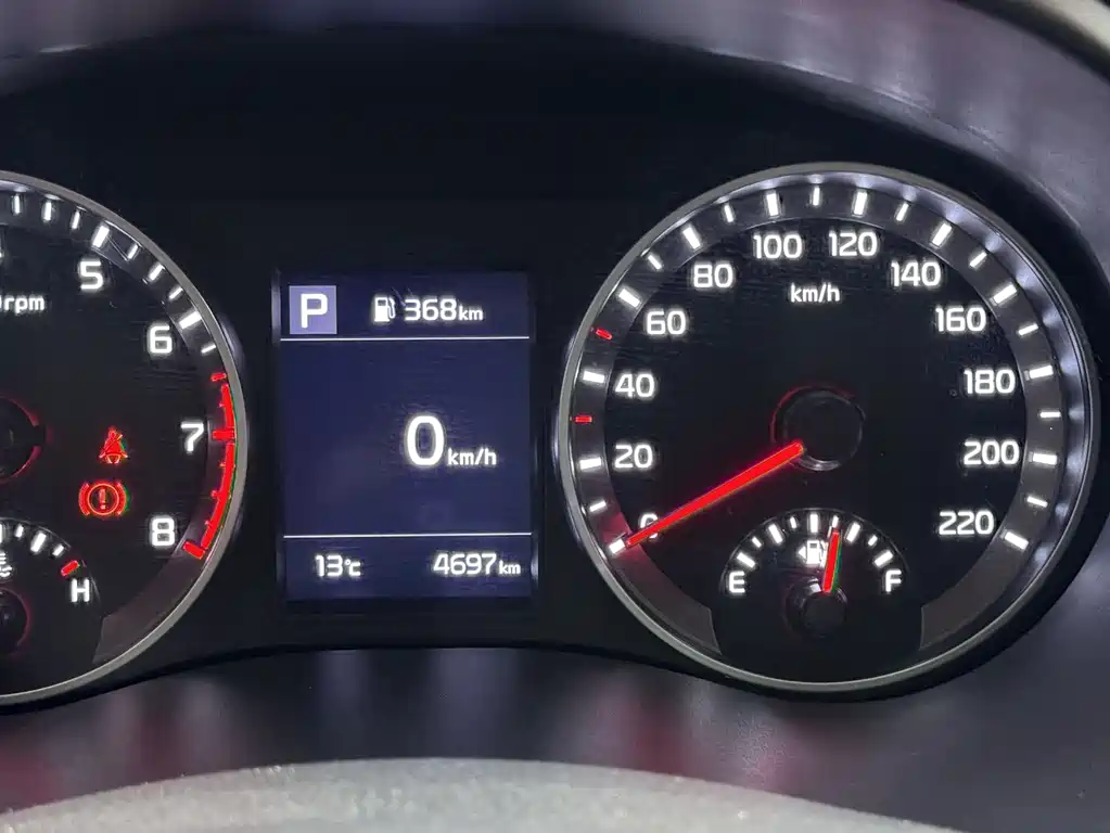Yipao 2021 1.4L CVT Fun Sunroof Model купить на сайте DeffCars