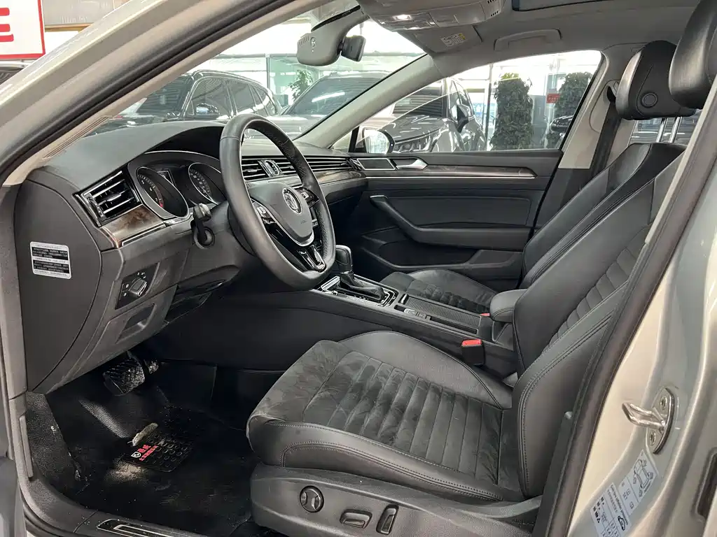 Magotan 2017 380TSI DSG luxury model купить на сайте DeffCars