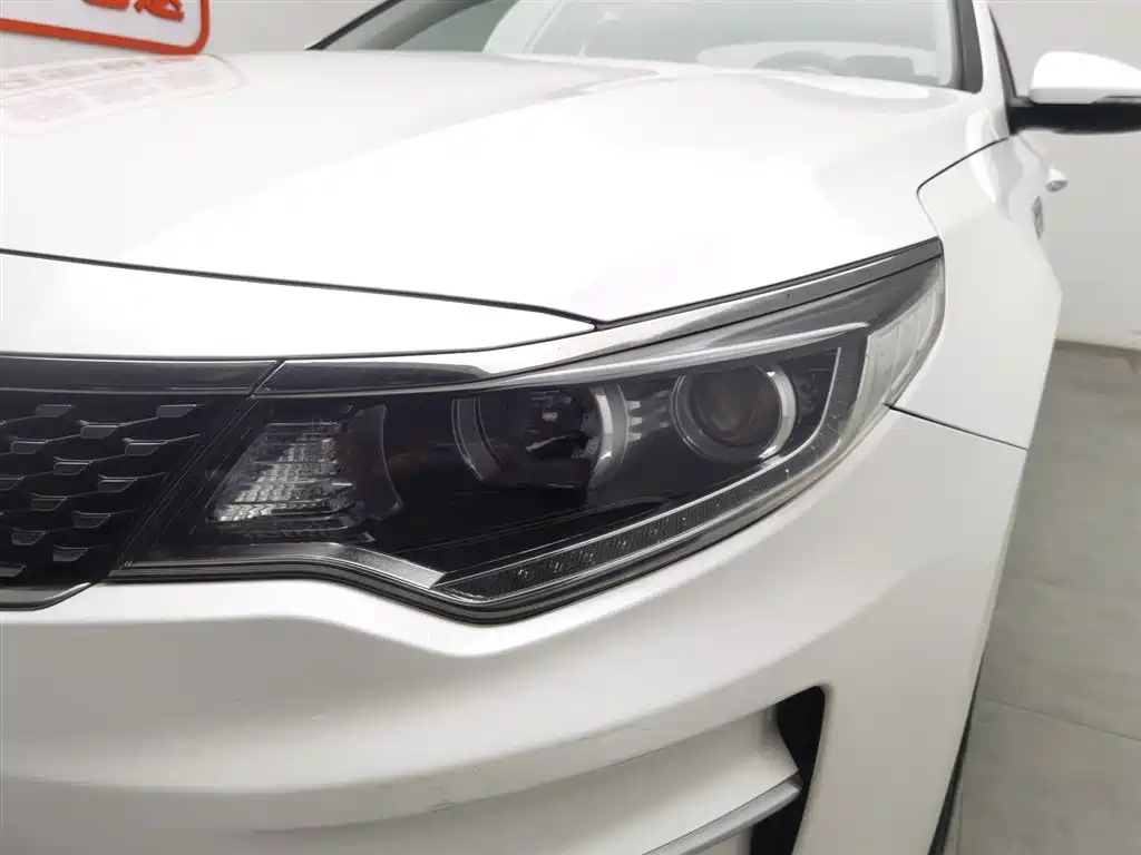 Kia K5 2016 2.0L automatic LUX купить на сайте DeffCars