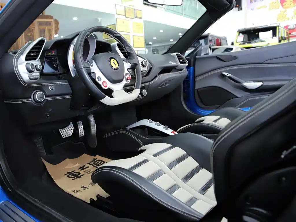 Ferrari 488 2015 488 Spider купить на сайте DeffCars