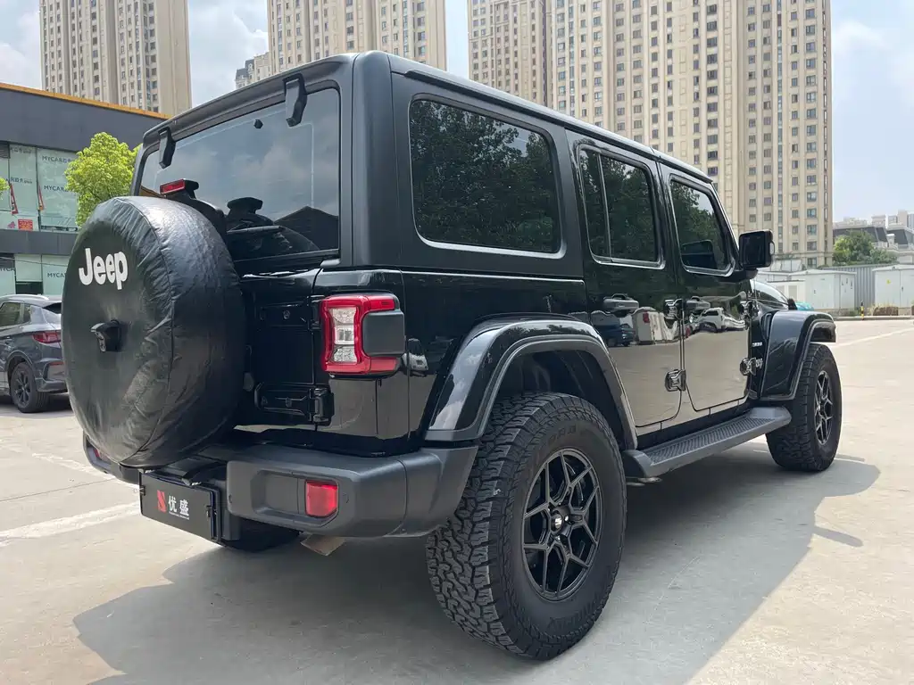 Wrangler 2021 2.0T Sahara four-door version купить на сайте DeffCars