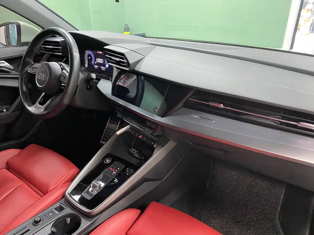 Audi A3 2023 Sportback 35 TFSI luxury sports model купить на сайте DeffCars