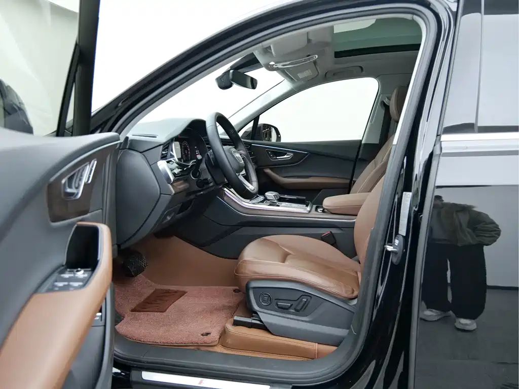Audi Q7 2022 55 TFSI quattro S line sports купить на сайте DeffCars