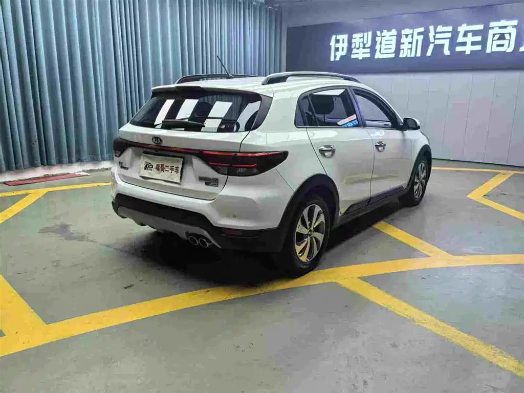 KX CROSS 2019 1.6L automatic smart sunroof version National V купить на сайте DeffCars