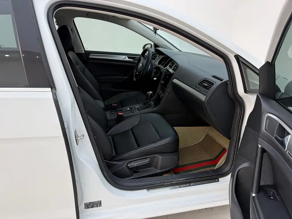 Golf 2020 280TSI DSG comfort model купить на сайте DeffCars