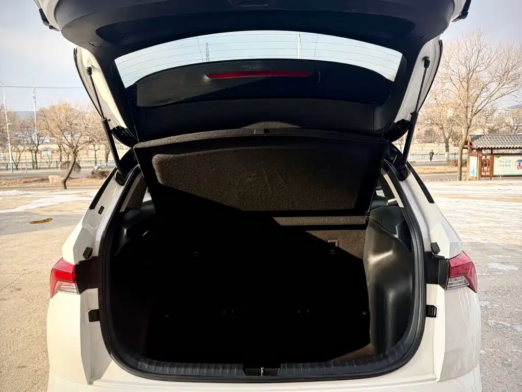 Komic 2021 GT TSI230 DSG flagship version купить на сайте DeffCars