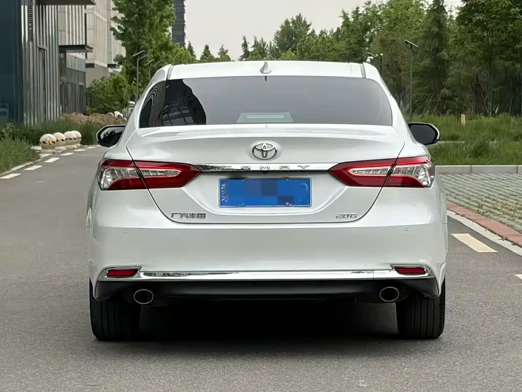 Camry 2023 2.0G Deluxe Edition купить на сайте DeffCars