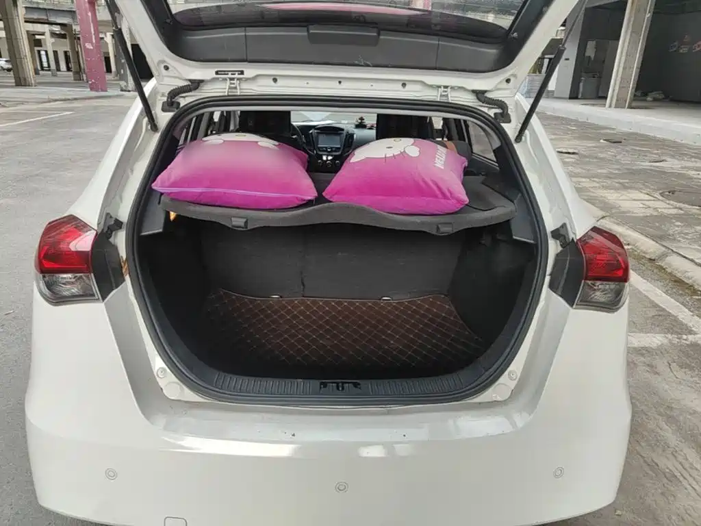 MG5 2012 1.5L automatic elite version купить на сайте DeffCars