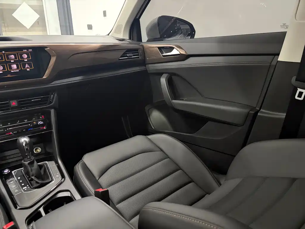 Tuyue 2022 280TSI two-wheel drive luxury version купить на сайте DeffCars