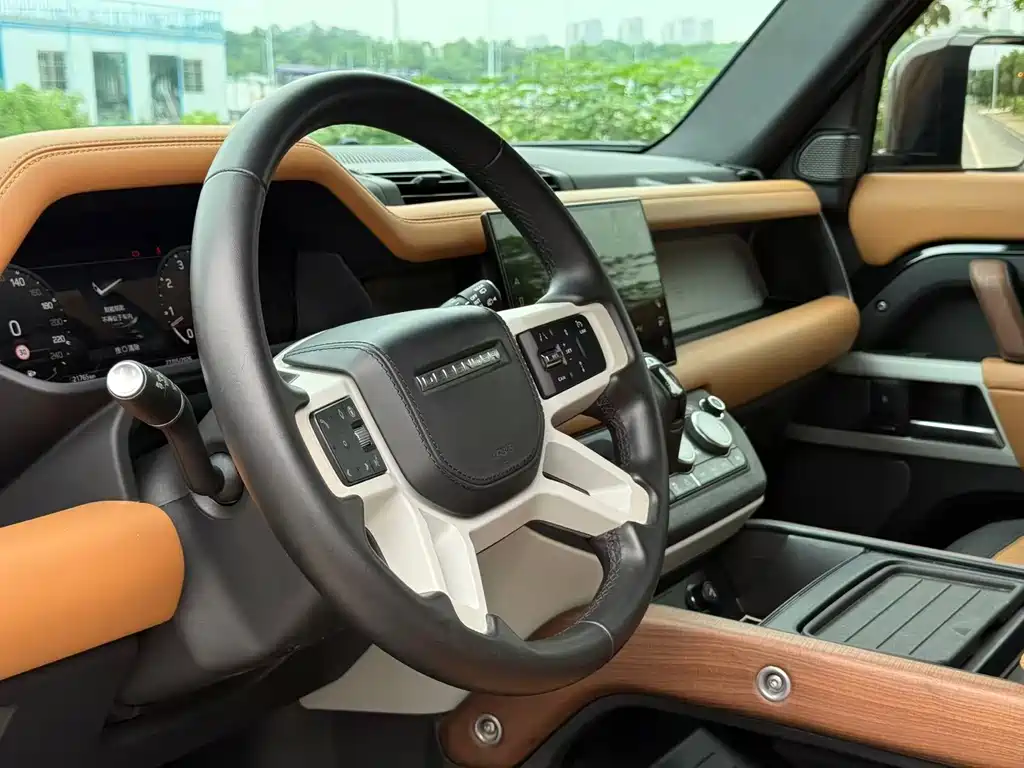 Land Rover Defender 2024 110 3.0T P400 Dark Special Edition купить на сайте DeffCars