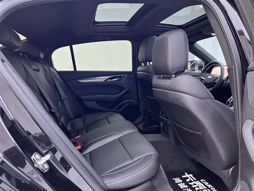 Cadillac CT5 2024 28T Luxury Pro купить на сайте DeffCars