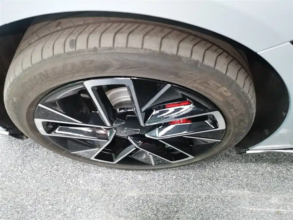 Avita 12 2024 650 triple laser four-wheel drive performance version купить на сайте DeffCars
