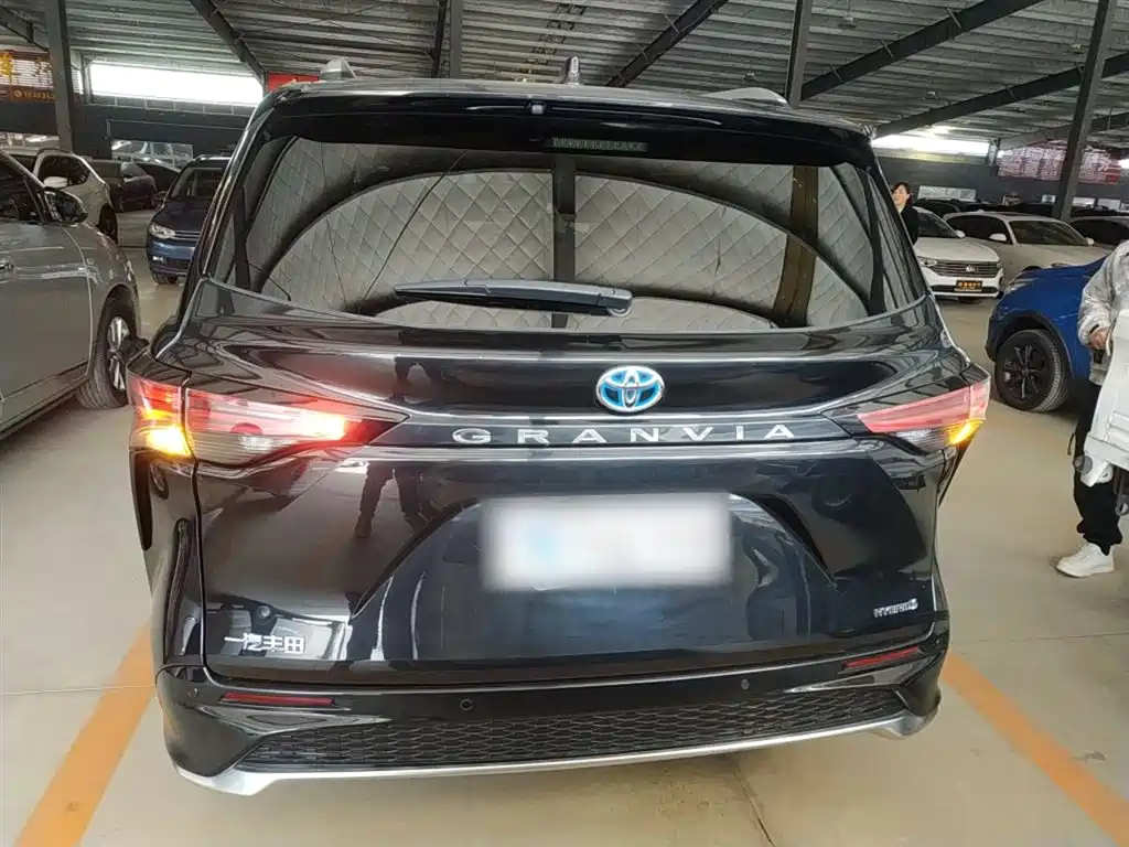 Grevia 2023 2.5L Hybrid Premium PLUS Edition купить на сайте DeffCars