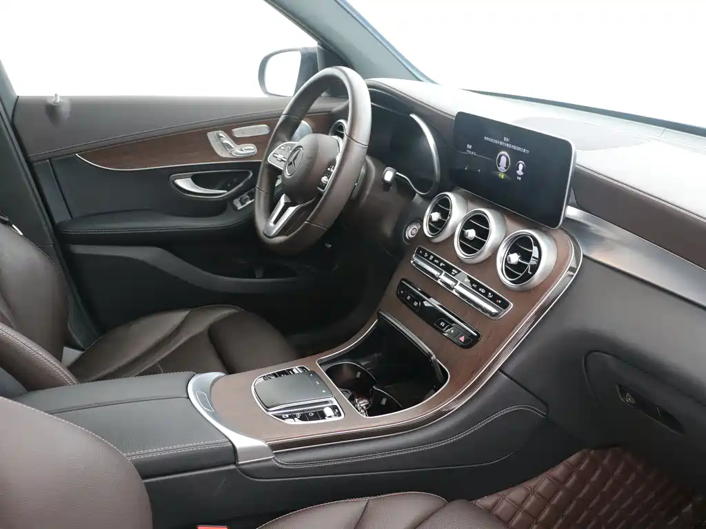Mercedes-Benz GLC 2020 GLC 300 L 4MATIC Dynamic купить на сайте DeffCars