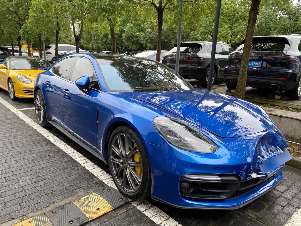 Panamera 2019 Panamera GTS 4.0T купить на сайте DeffCars