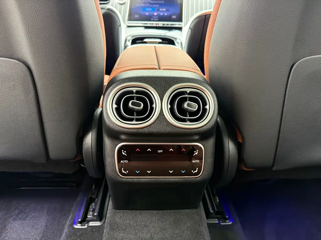 Mercedes-Benz GLC 2024 GLC 300 L 4MATIC Dynamic 5-seater купить на сайте DeffCars