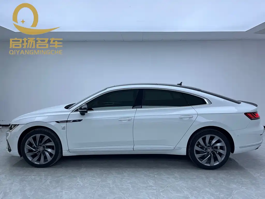 FAW-Volkswagen CC 2023 380TSI eye-catching version купить на сайте DeffCars
