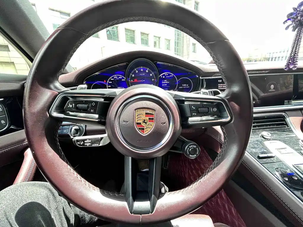 Panamera 2023 Executive Extended Edition 2.9T купить на сайте DeffCars