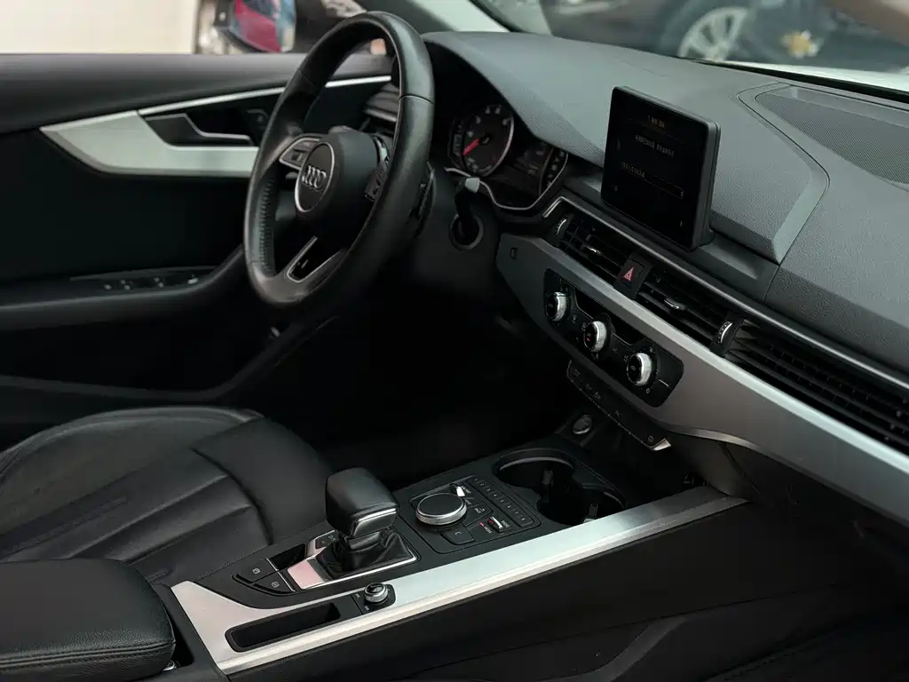 Audi A4L 2019 40 TFSI Enterprising National V купить на сайте DeffCars