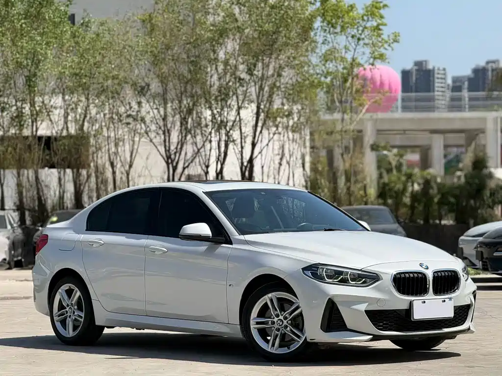 BMW 1 Series 2019 118i M Sports Package купить на сайте DeffCars