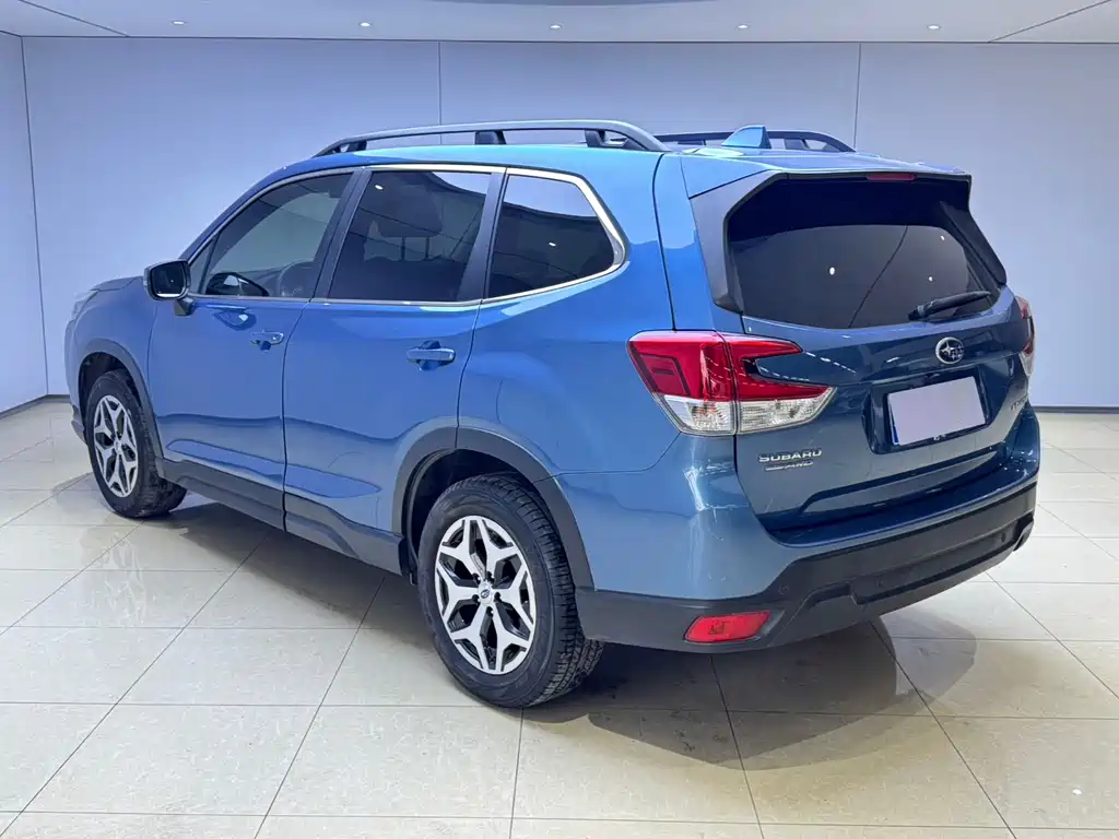 Forester 2022 2.0i AWD Deluxe Edition EyeSight купить на сайте DeffCars