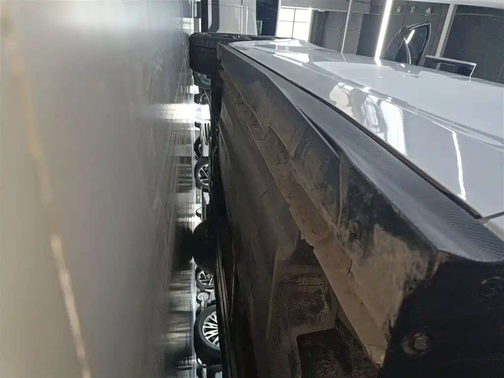 Changan UNI-V 2024 1.5T premium model купить на сайте DeffCars