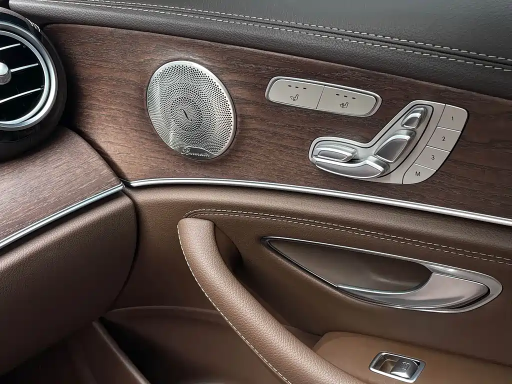 Mercedes-Benz E-Class 2023 E 300 L Luxury Model купить на сайте DeffCars