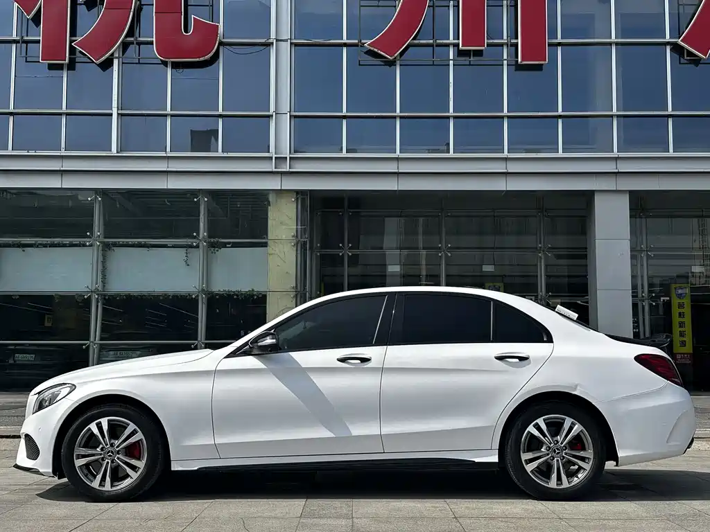 Mercedes-Benz C-Class 2018 C 200 L Sports Edition купить на сайте DeffCars