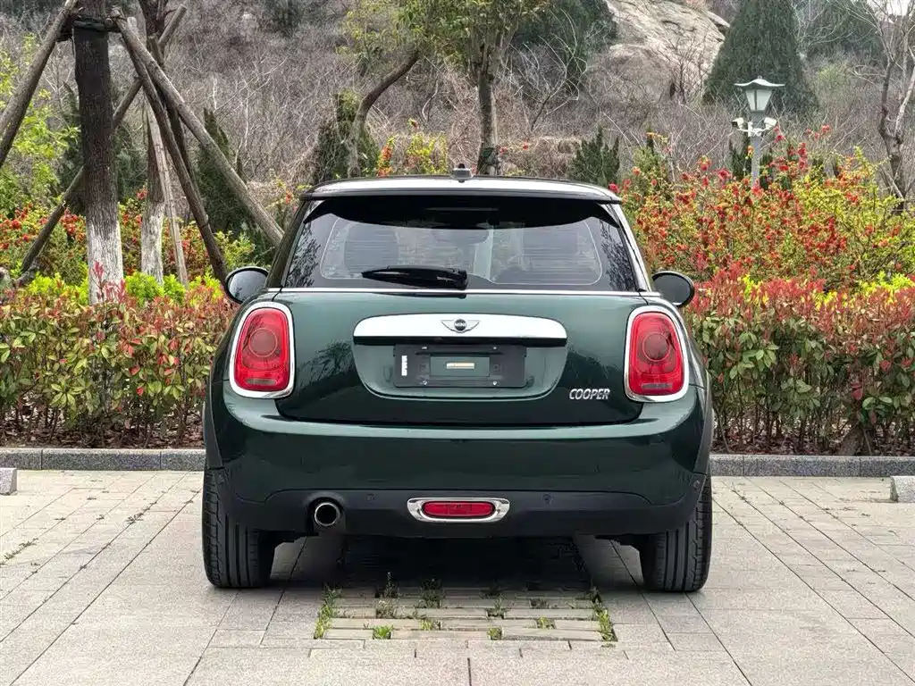 MINI 2016 1.5T COOPER Avant-garde купить на сайте DeffCars