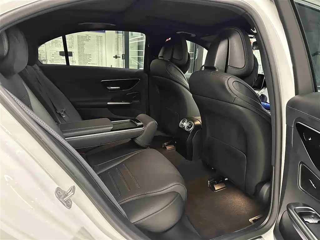 Mercedes-Benz C-Class 2025 C 260 L Sports Edition купить на сайте DeffCars