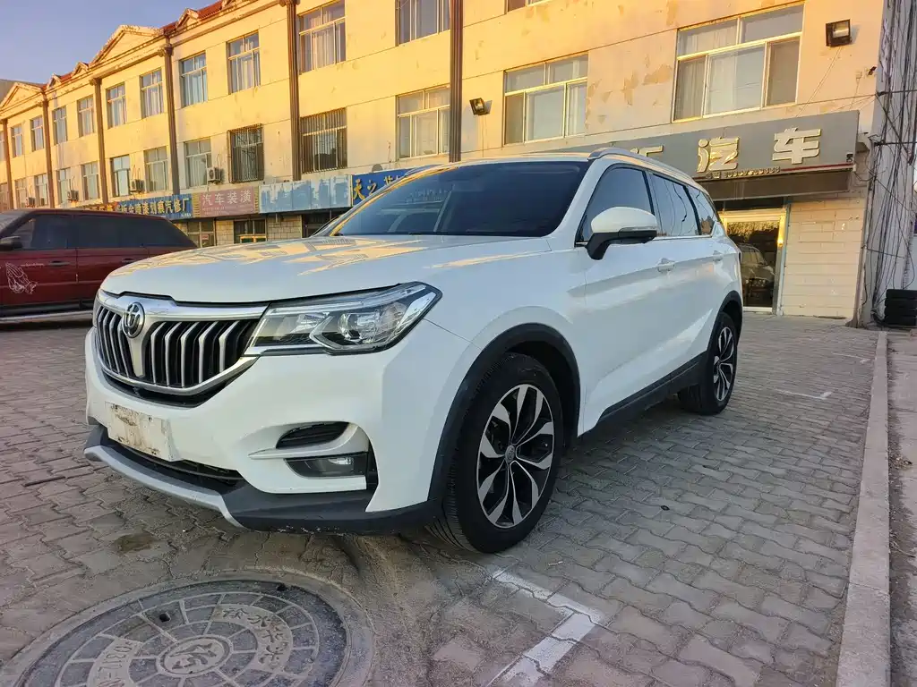 Zhonghua V6 2018 1.5T automatic flagship model купить на сайте DeffCars