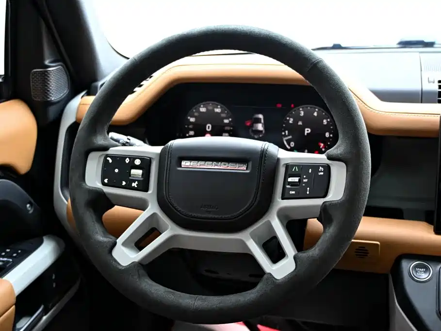 Land Rover Defender 2024 110 3.0T P400 X-DYNAMIC HSE купить на сайте DeffCars