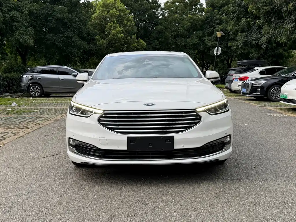 Taurus 2019 EcoBoost 245 Premium Edition купить на сайте DeffCars