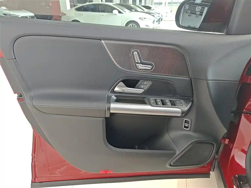 Mercedes-Benz GLA 2020 GLA 200 купить на сайте DeffCars