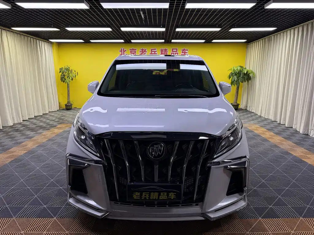 Buick GL8 2017 ES 28T Comfort Type National V купить на сайте DeffCars