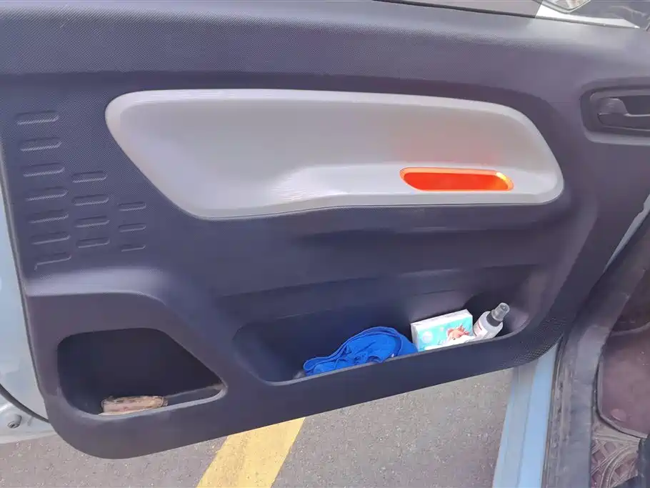 Hongguang MINIEV 2022 Relaxed Lithium Iron Phosphate купить на сайте DeffCars