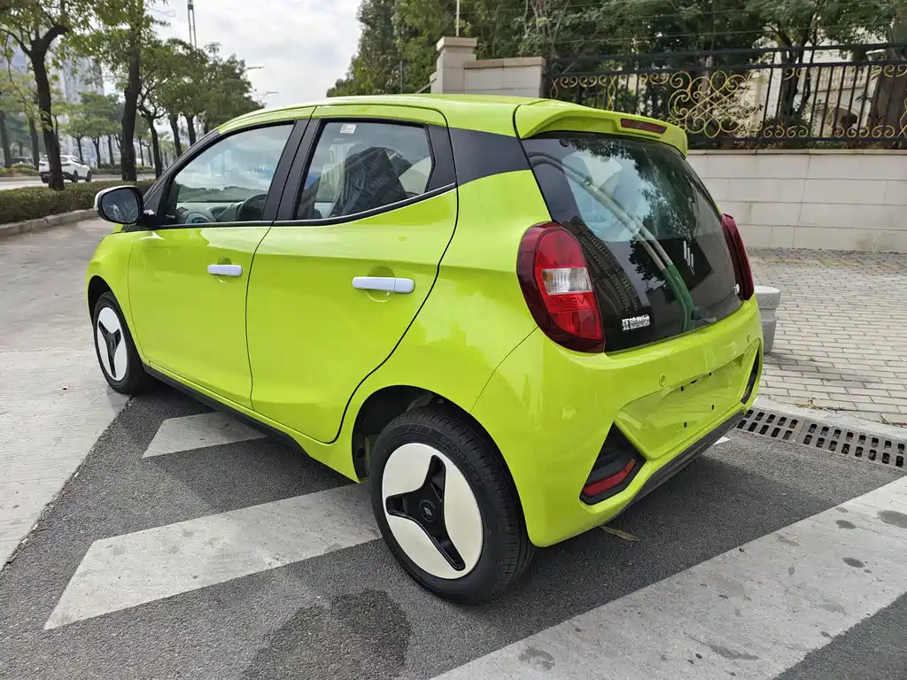 Yizhi EV2 2024 model 201km luxury model купить на сайте DeffCars