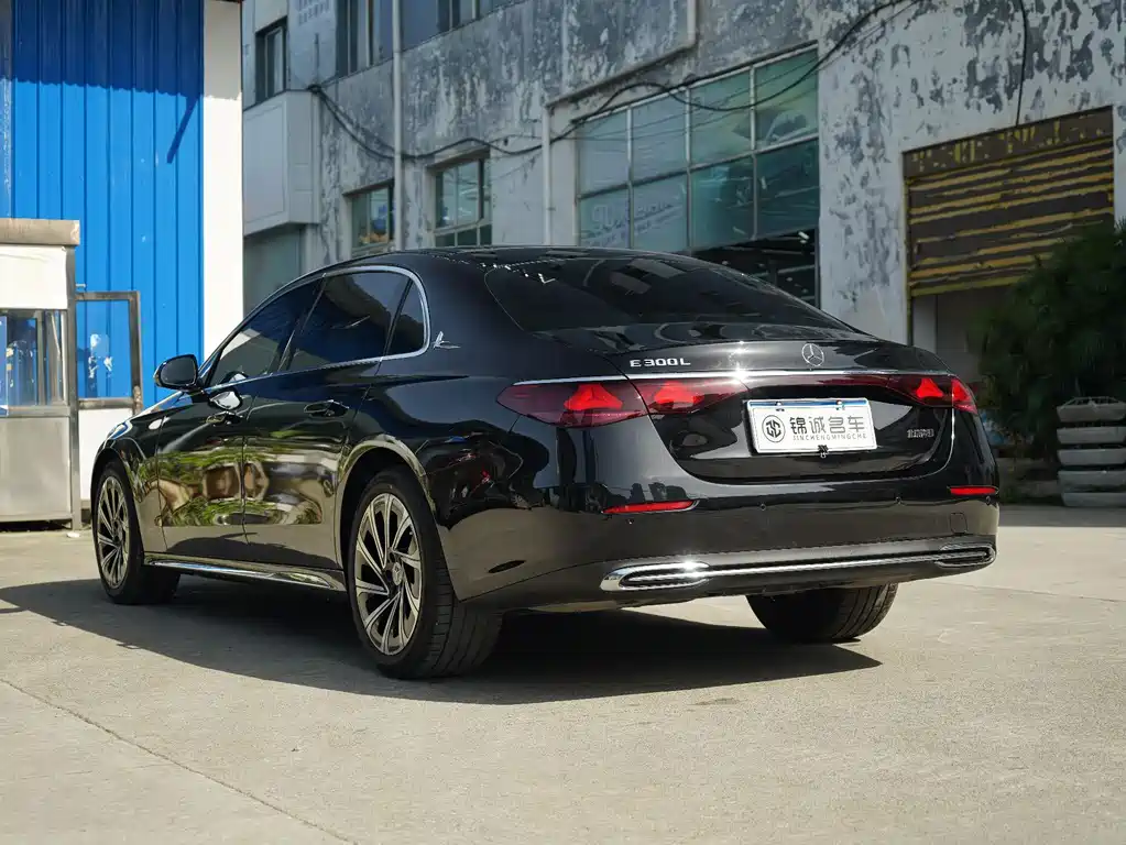 Mercedes-Benz E-Class 2024 E 300 L Luxury Model купить на сайте DeffCars
