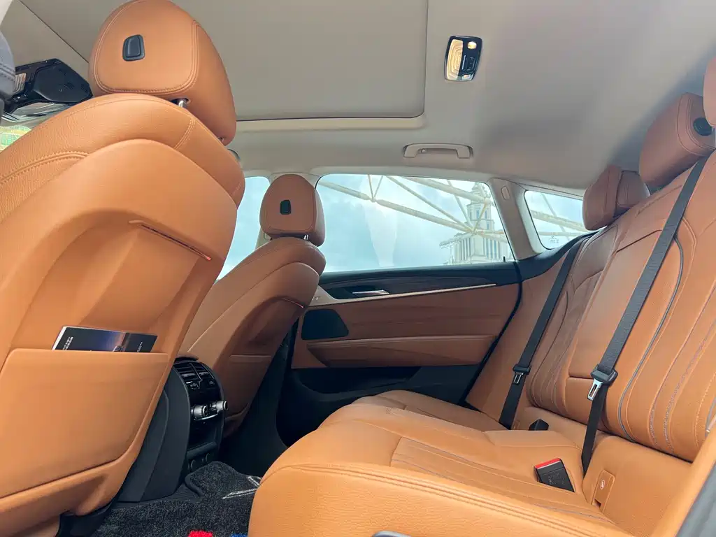 BMW 6 Series GT 2019 630i Luxury Design Package купить на сайте DeffCars