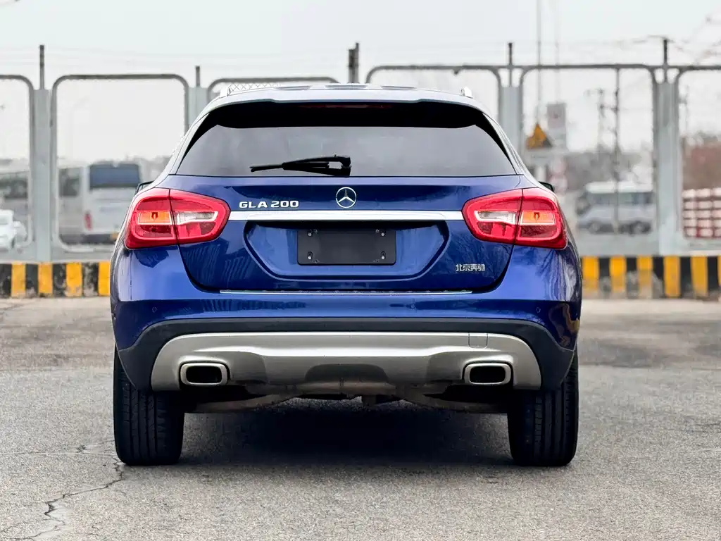 Mercedes-Benz GLA 2017 GLA 200 Dynamic купить на сайте DeffCars
