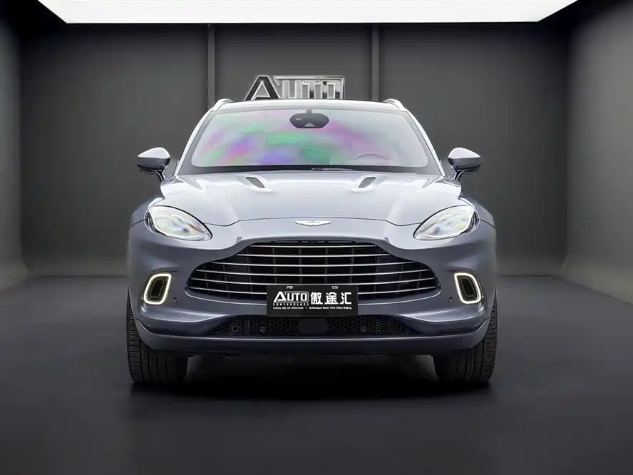 Aston Martin DBX 2023 3.0T STRAIGHT-SIX купить на сайте DeffCars