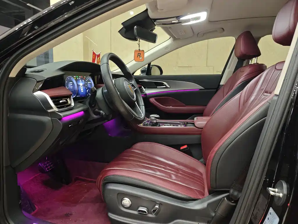 Hongqi H5 2024 2.0T Automatic Zhilianqichang Edition купить на сайте DeffCars