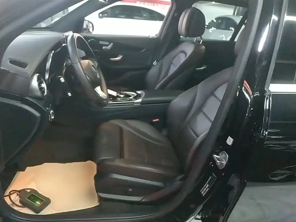 Mercedes-Benz GLC 2018 GLC 260 4MATIC luxury model купить на сайте DeffCars