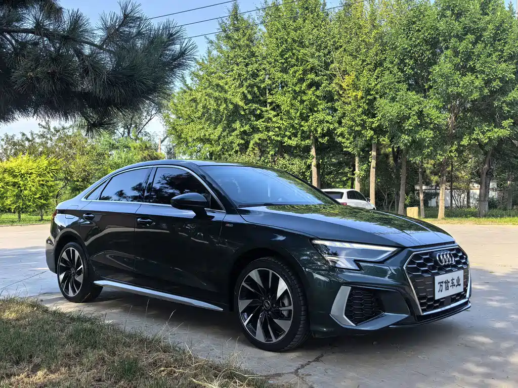 Audi A3 2023 A3L Limousine 35 TFSI Fashionable and Sporty купить на сайте DeffCars